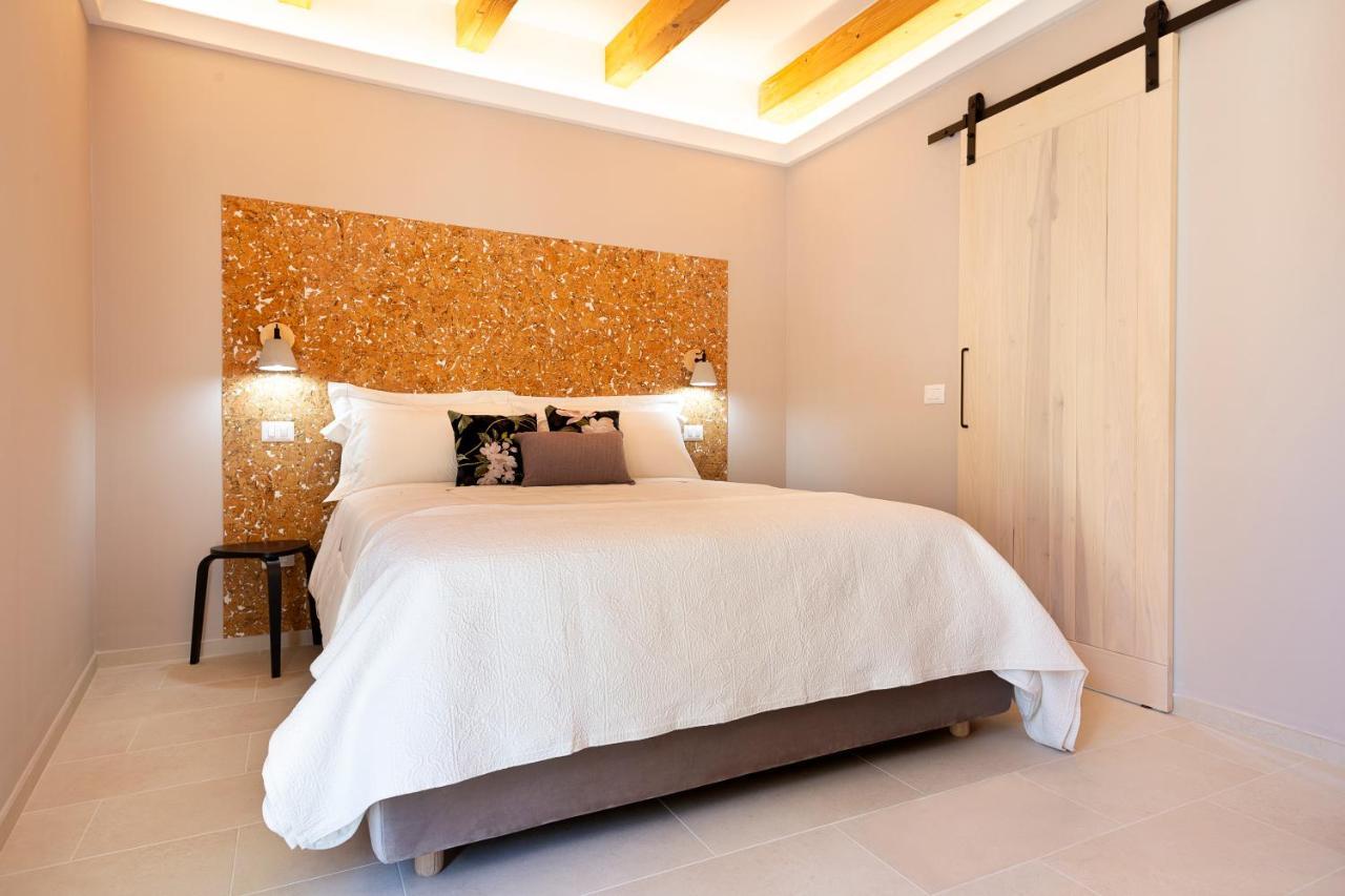 La Via Rooms And Terrace 올비아 외부 사진